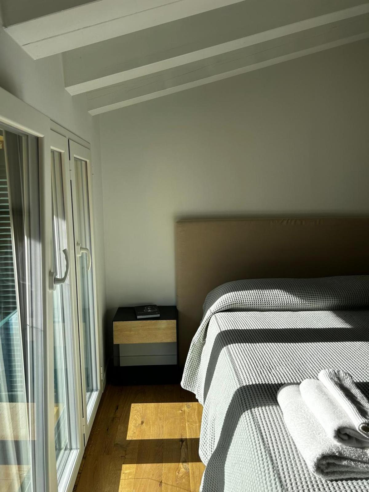 Waterfront Balcony I Grani 5 Resort Grand Suite リヴォルノ エクステリア 写真